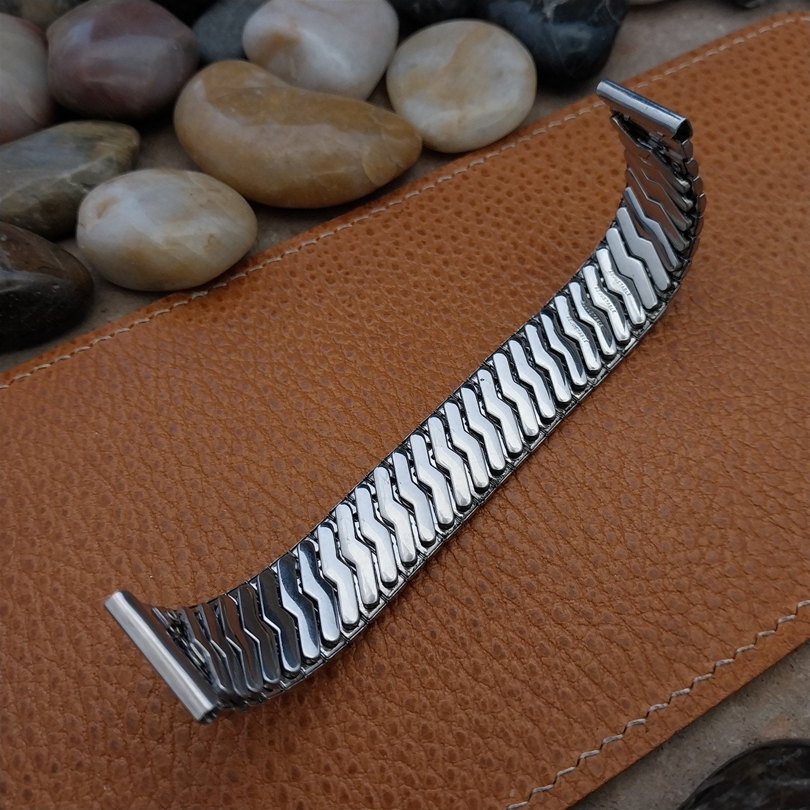 Vintage 17.2mm Stainless Steel Classic Stretch Expansion 1960s Unused Watch Band