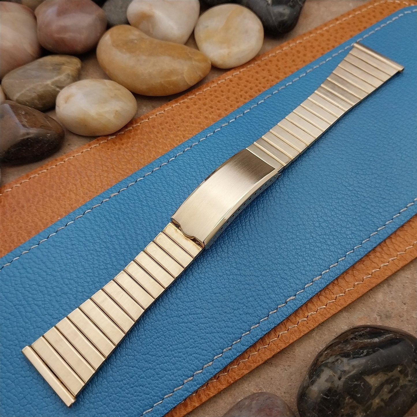 24mm 23mm 22mm Gold hge JB Champion Bar-Link Unused 1970s Vintage Watch Band