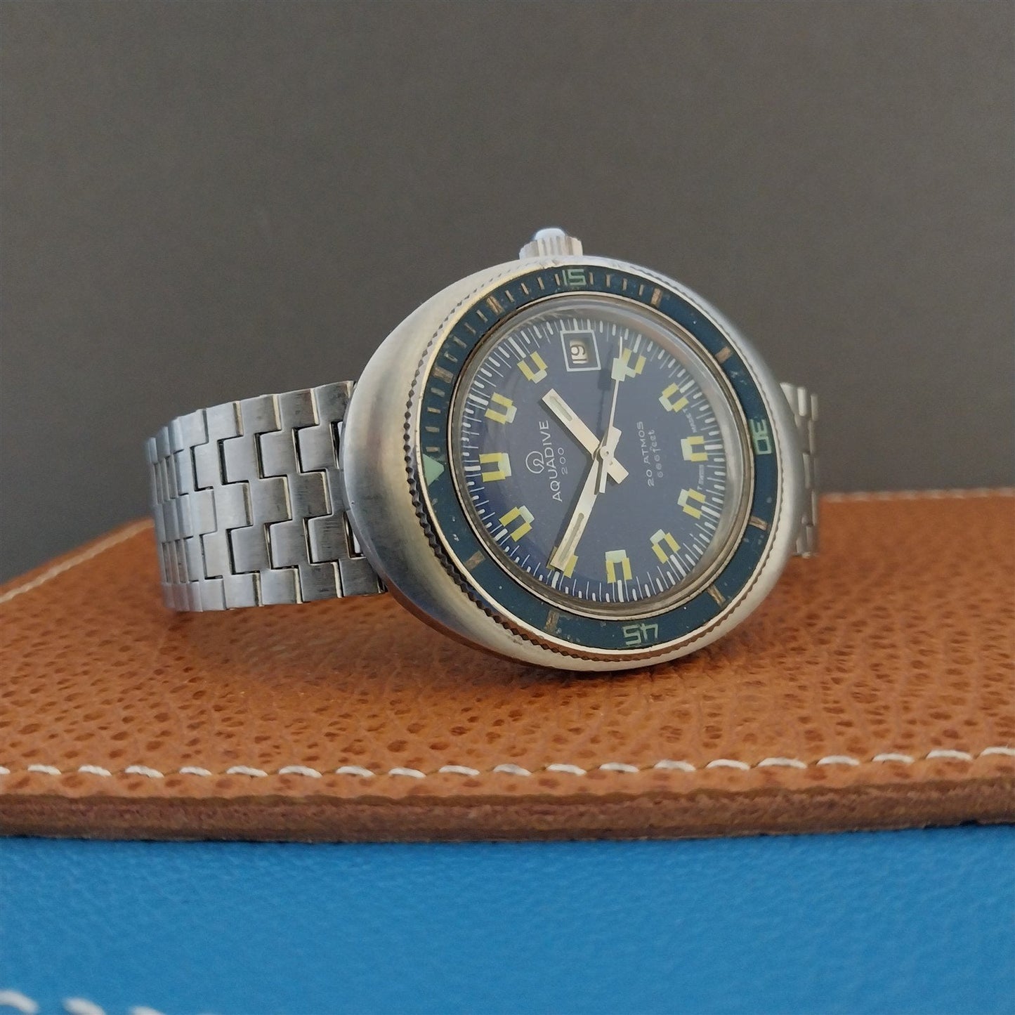 1970s Blue Aquadive Model 1939 Vintage Divers Watch & Original Bracelet