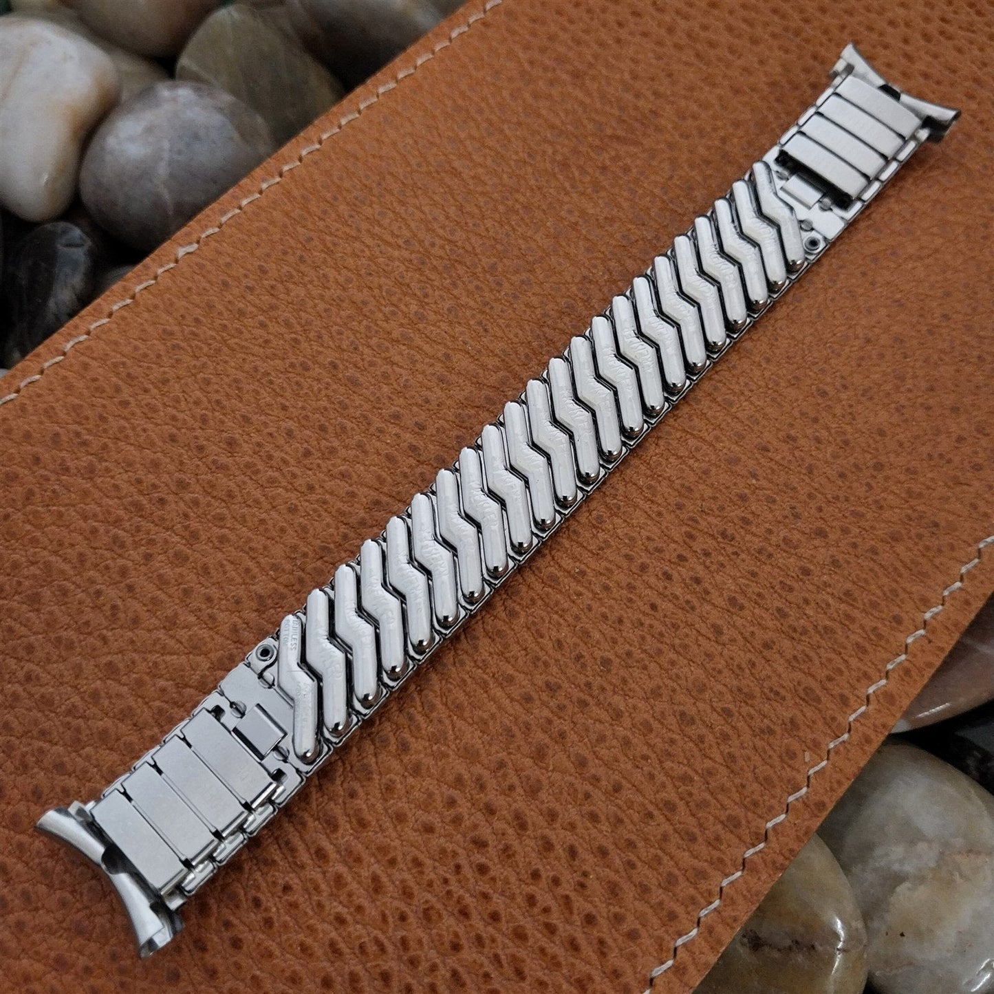 19mm 18mm 16mm Kreisler Tuscan Stainless Steel nos 1960s Unused Watch Band