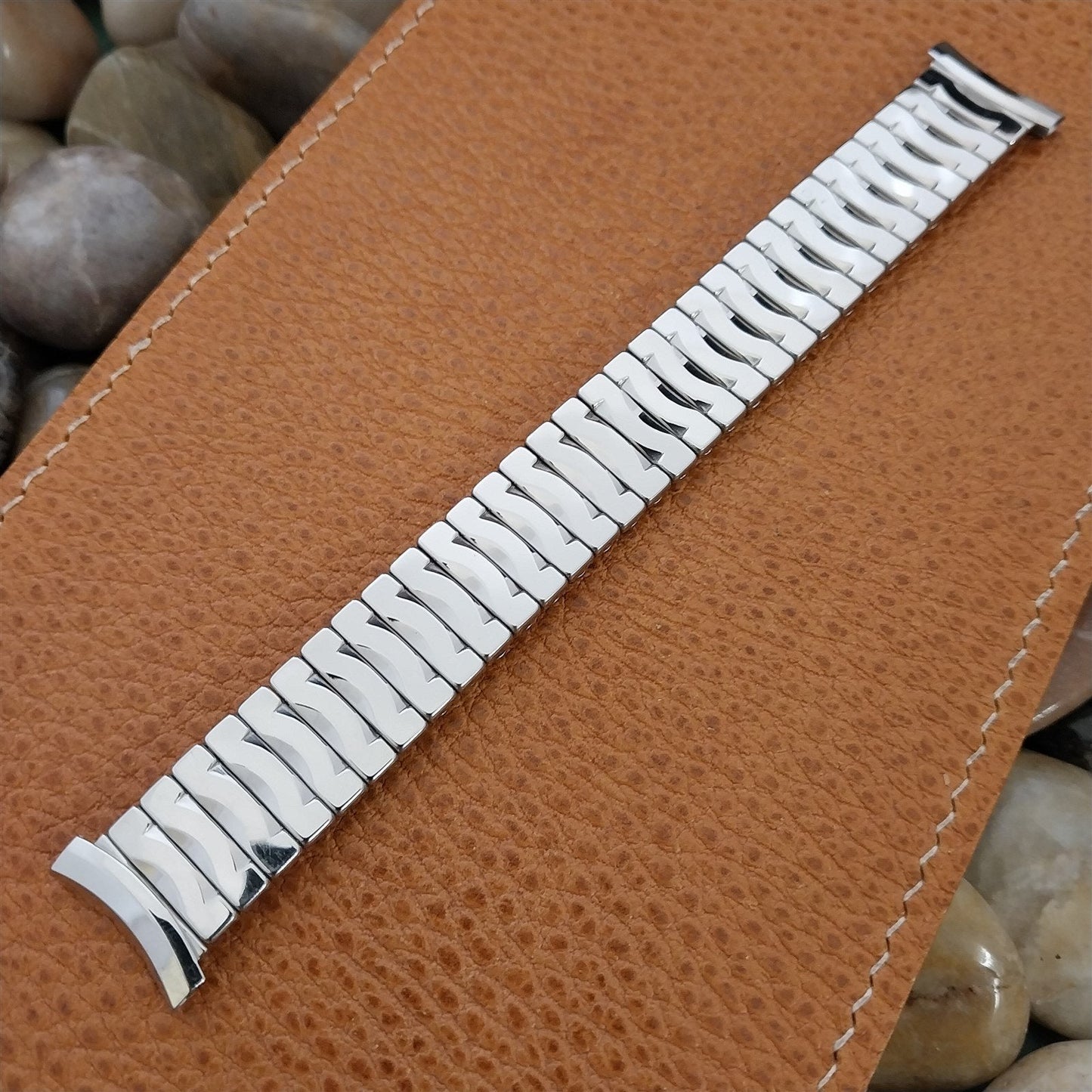 19mm 18mm 16mm Kreisler Tuscan Stainless Steel nos 1960s Unused Watch Band