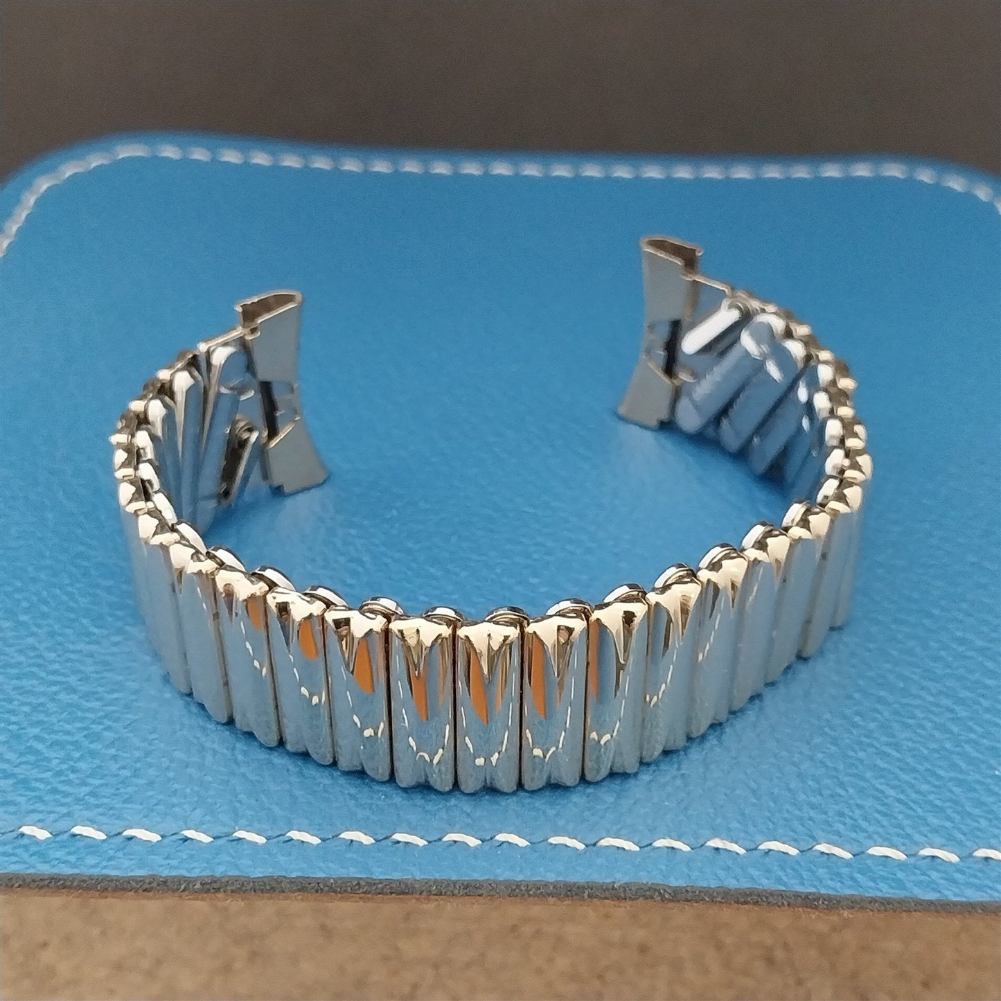 19mm 18mm 12k Yellow Gold-Filled JB Champion Unused 1950s Vintage Watch Band