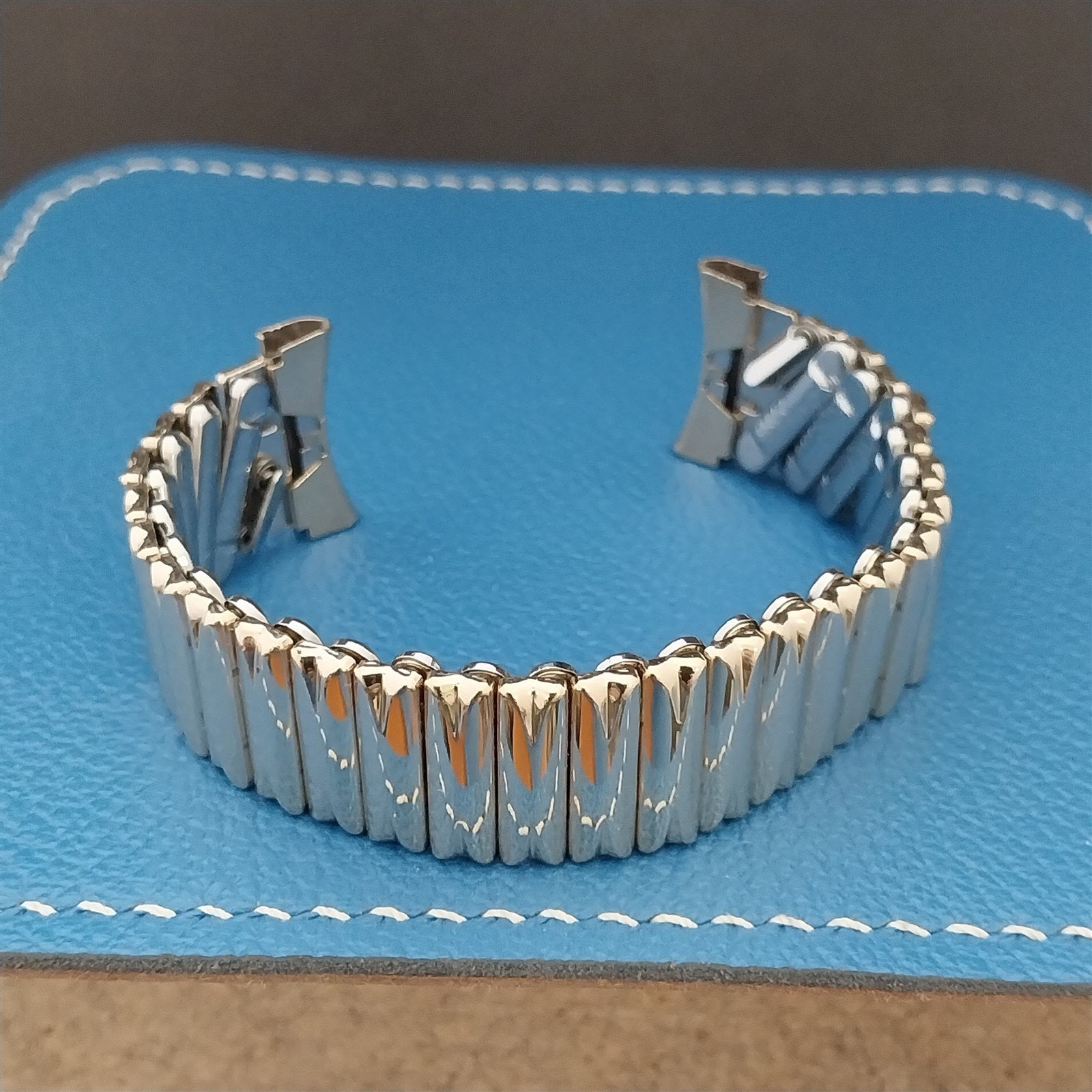 19mm 18mm 12k Yellow Gold-Filled JB Champion Unused 1950s Vintage Watch Band