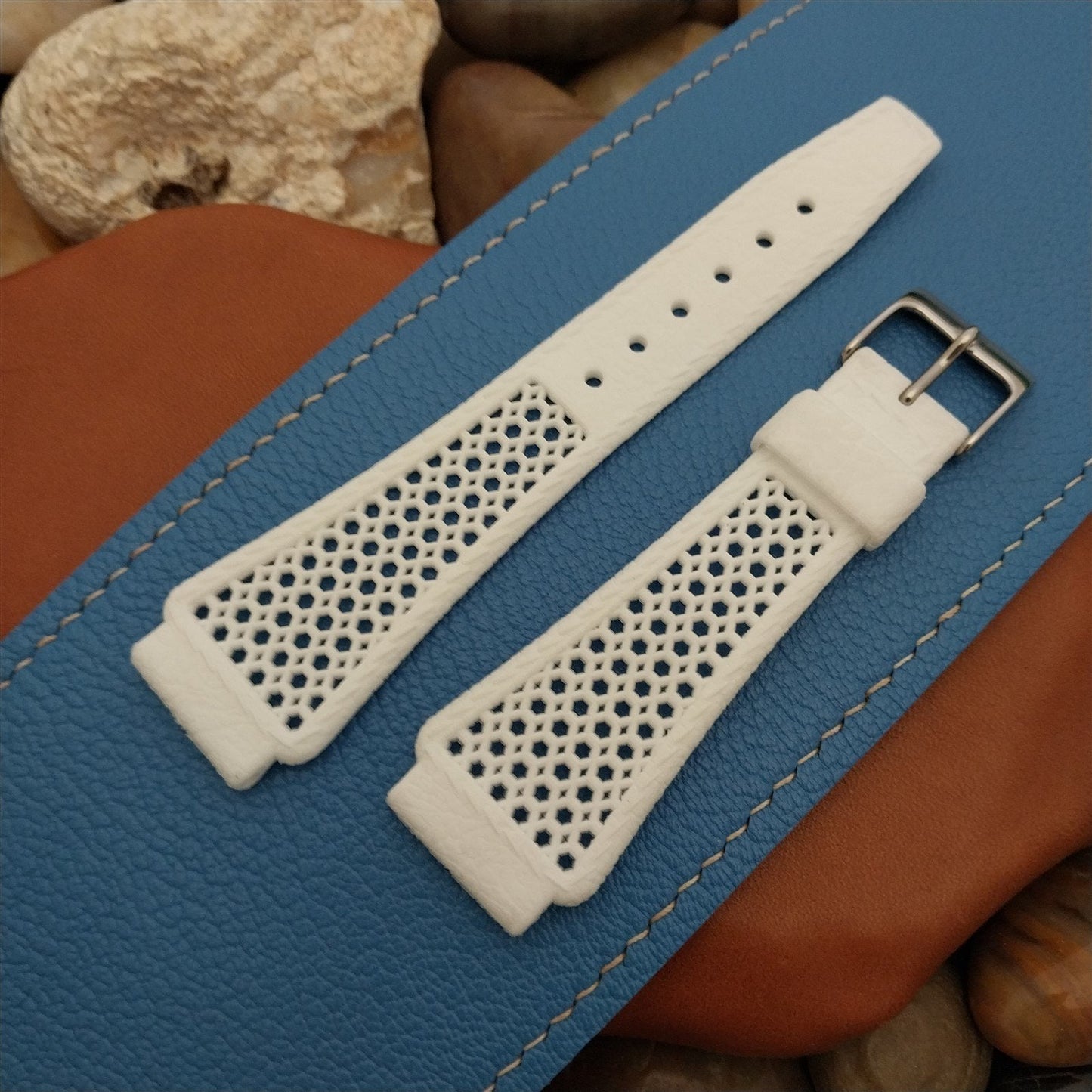 20mm Swiss White Tropical Diver Ventilated Unused 1960s-1970s Vintage Watch Band