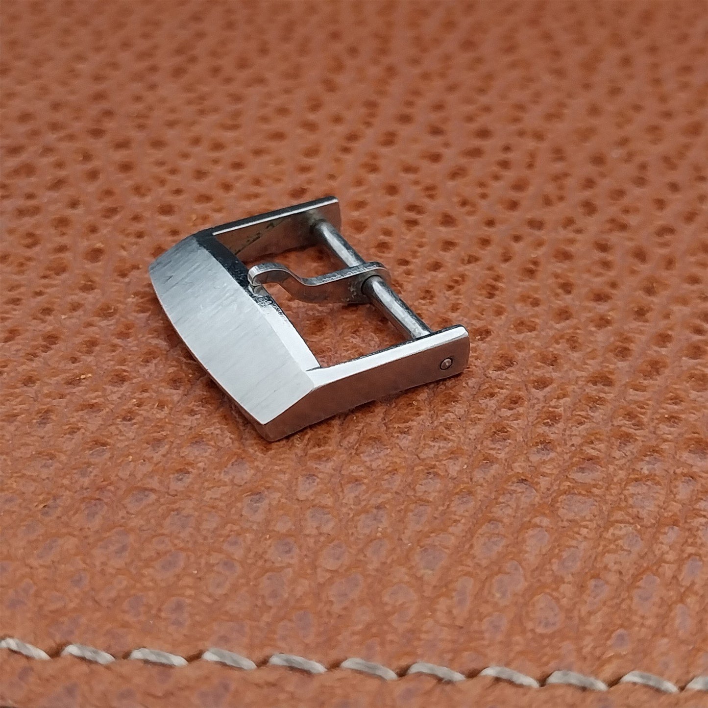 1970s High-Quality Silver-Tone 17.5mm Unused Vintage Watch Band Buckle