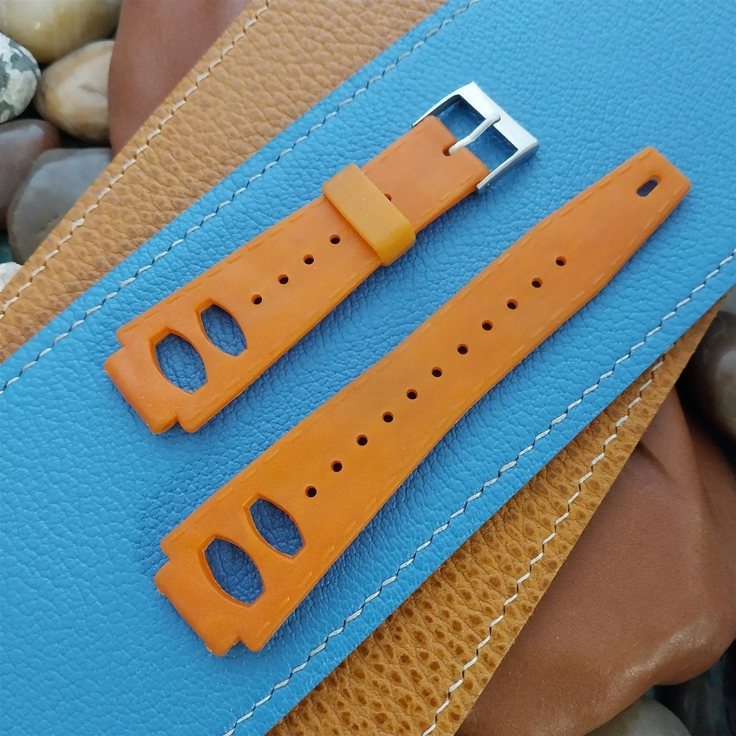 16mm Orange Synthetic Rally GT nos Skindiver Unused 1960s Vintage Watch Band