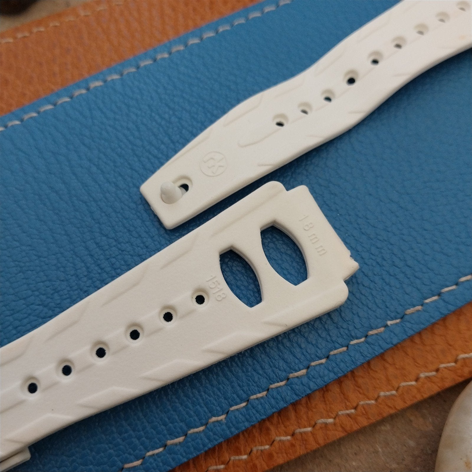 18mm RK Swiss White Direct Read Jump Hour Unused nos 1960s-1970s Watch Band