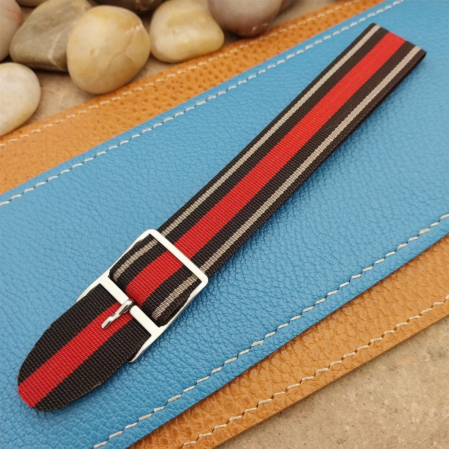 18mm Reversible Nylon 1-piece Classic Single Pass 1960s Vintage Watch Band