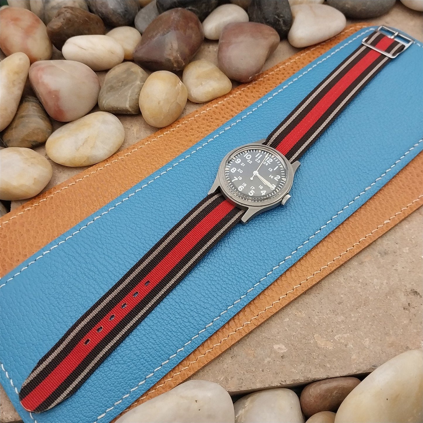 18mm Reversible Nylon 1-piece Classic Single Pass 1960s Vintage Watch Band