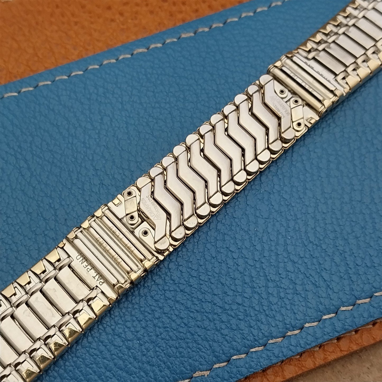 JB Champion 19mm 18mm 17mm Gold-Filled mcm Unused 1960s Vintage Watch Band