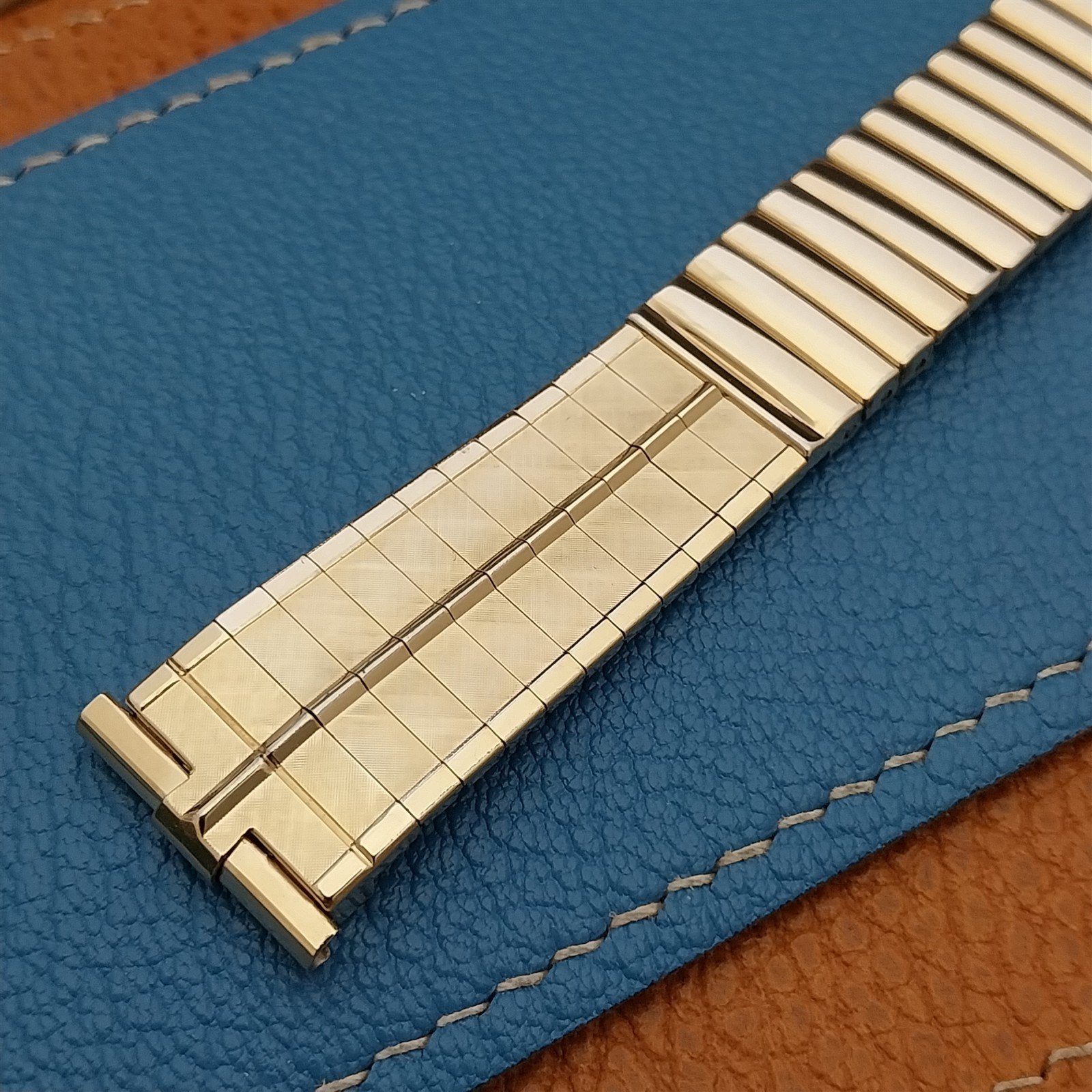 JB Champion 19mm 18mm 17mm Gold-Filled mcm Unused 1960s Vintage Watch Band