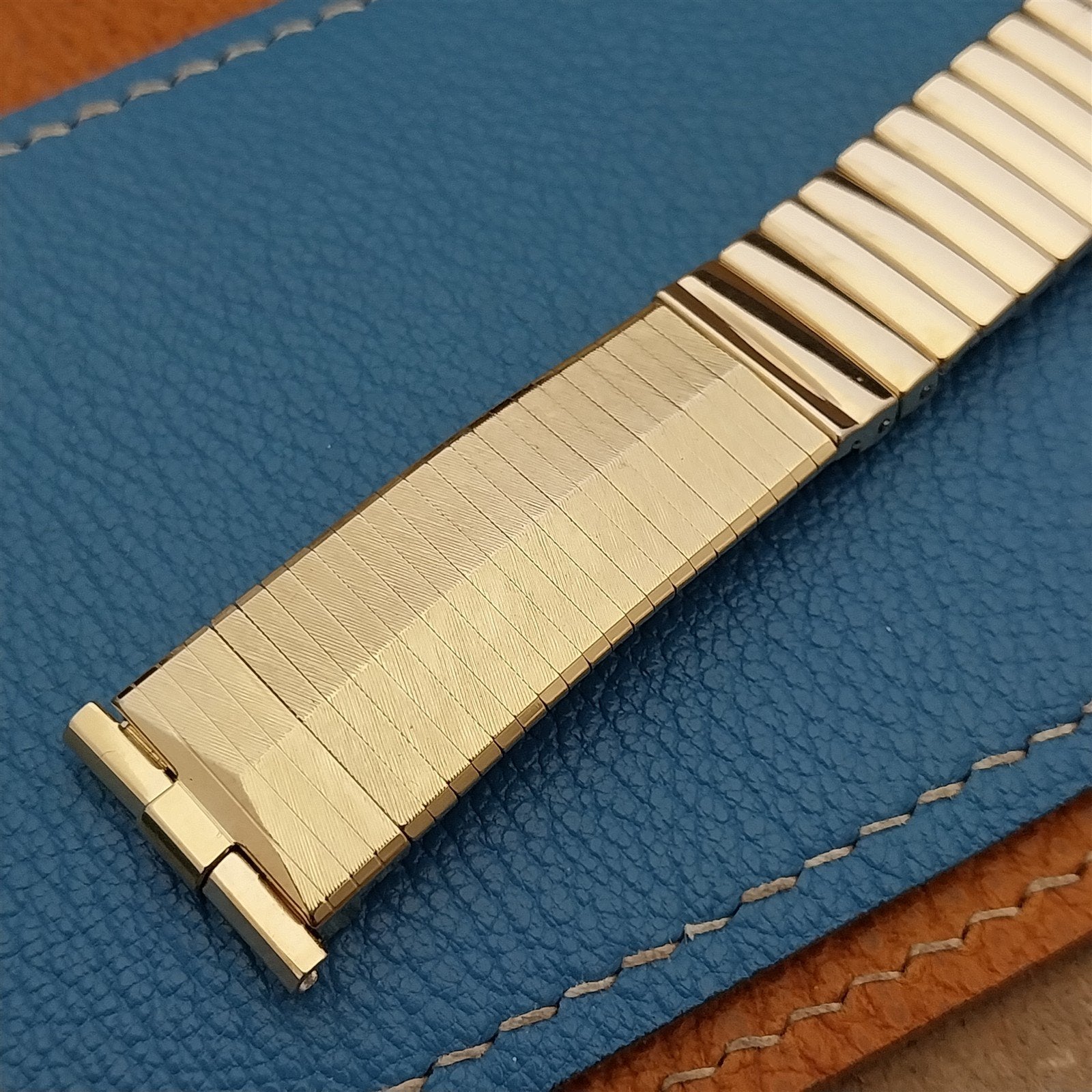 JB Champion 19mm 18mm 17mm Gold-Filled mcm Unused 1960s Vintage Watch Band