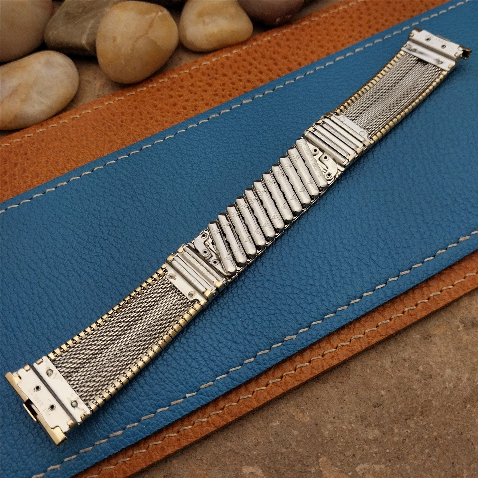 JB Champion 19mm 18mm 17mm Gold-Filled mcm Unused 1960s Vintage Watch Band