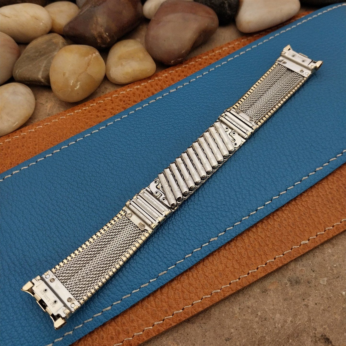 JB Champion 19mm 18mm 17mm Gold-Filled mcm Unused 1960s Vintage Watch Band