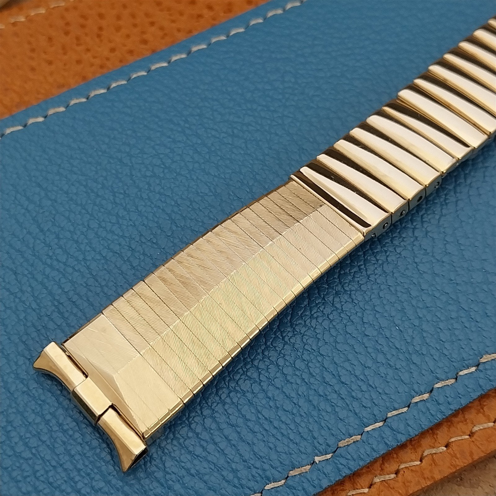 JB Champion 19mm 18mm 17mm Gold-Filled mcm Unused 1960s Vintage Watch Band