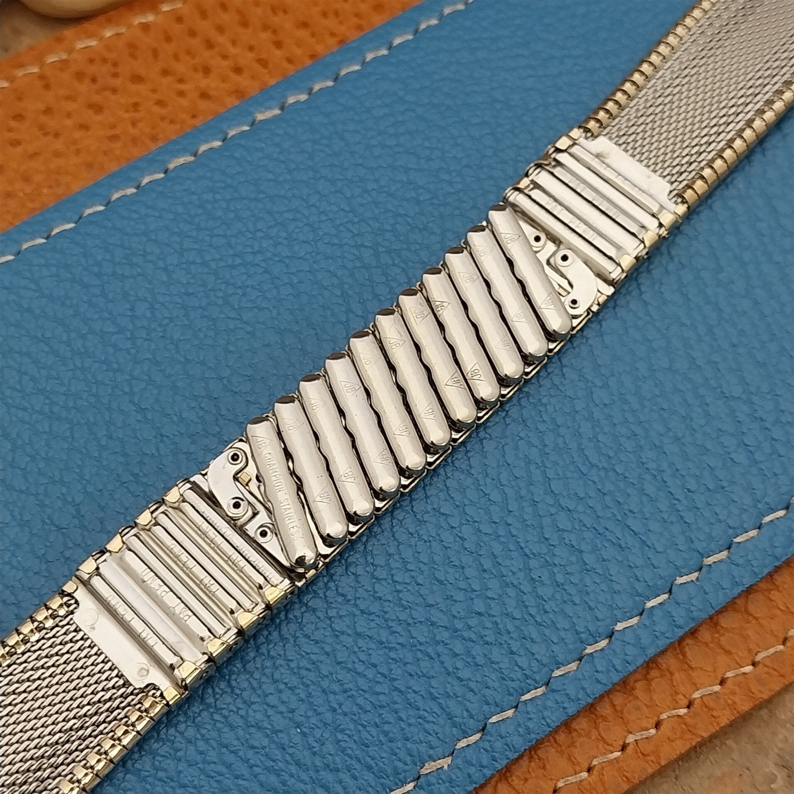 JB Champion 19mm 18mm 17mm Gold-Filled mcm Unused 1960s Vintage Watch Band
