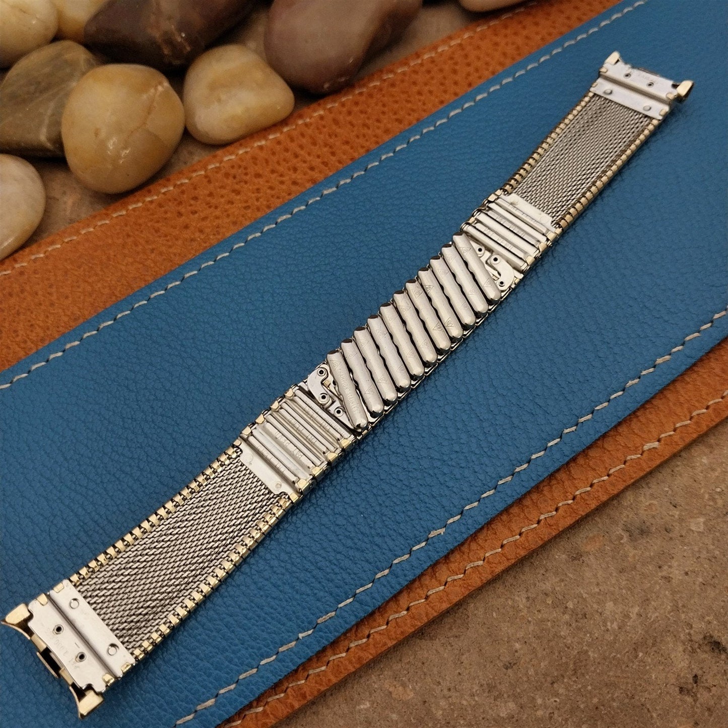 JB Champion 19mm 18mm 17mm Gold-Filled mcm Unused 1960s Vintage Watch Band