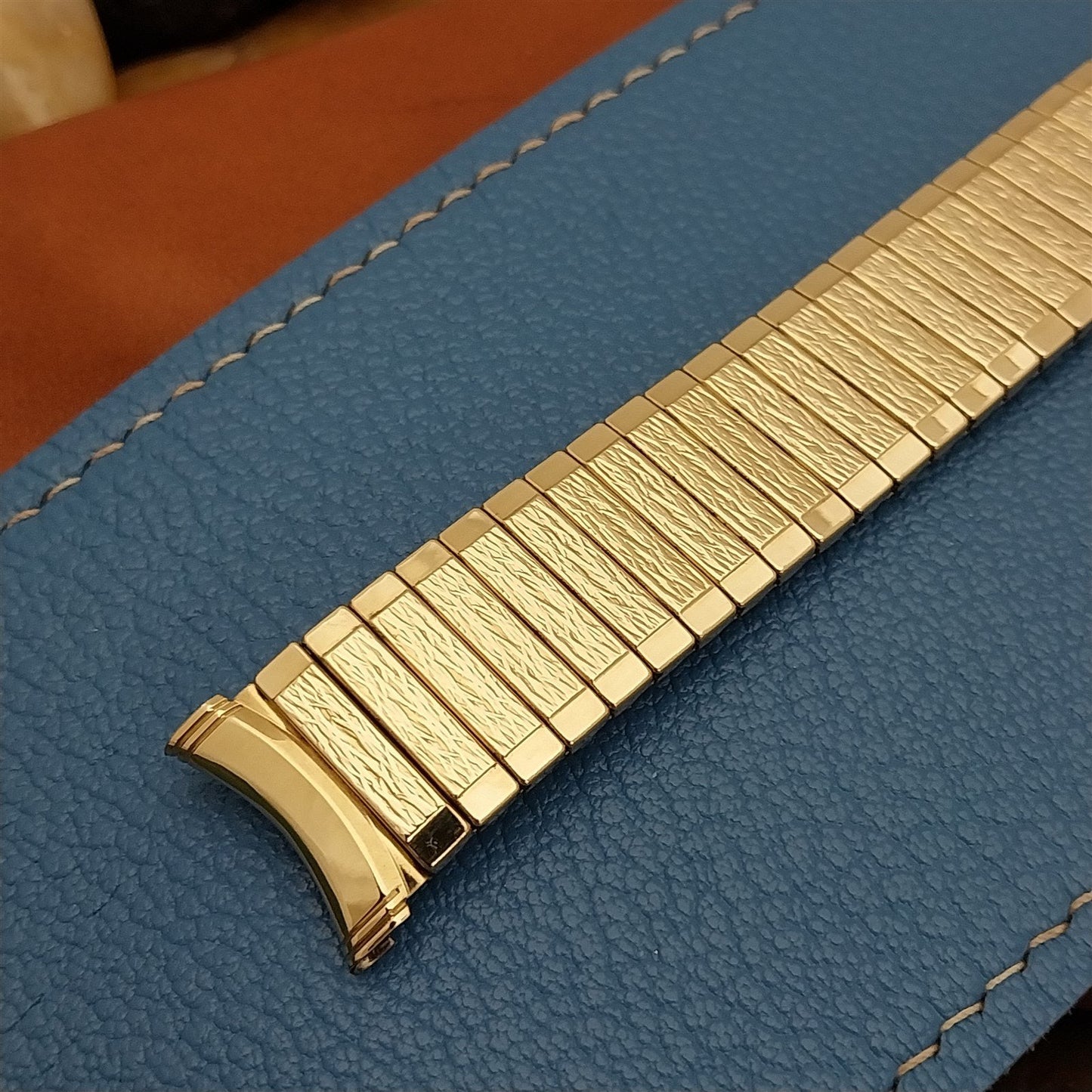 19mm Kreisler USA Long 10k Yellow Gold-Filled nos 1960s Vintage Watch Band