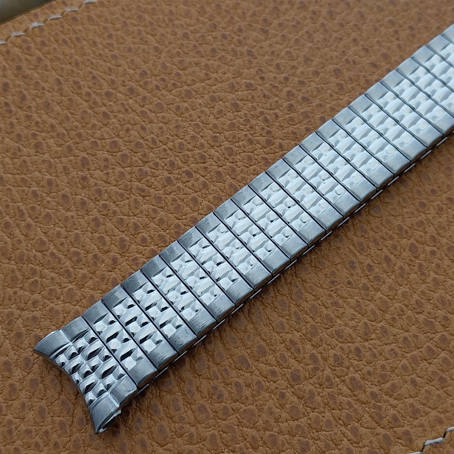 1968 17.2mm Beads of Rice Stainless Steel Speidel USA Unused Vintage Watch Band