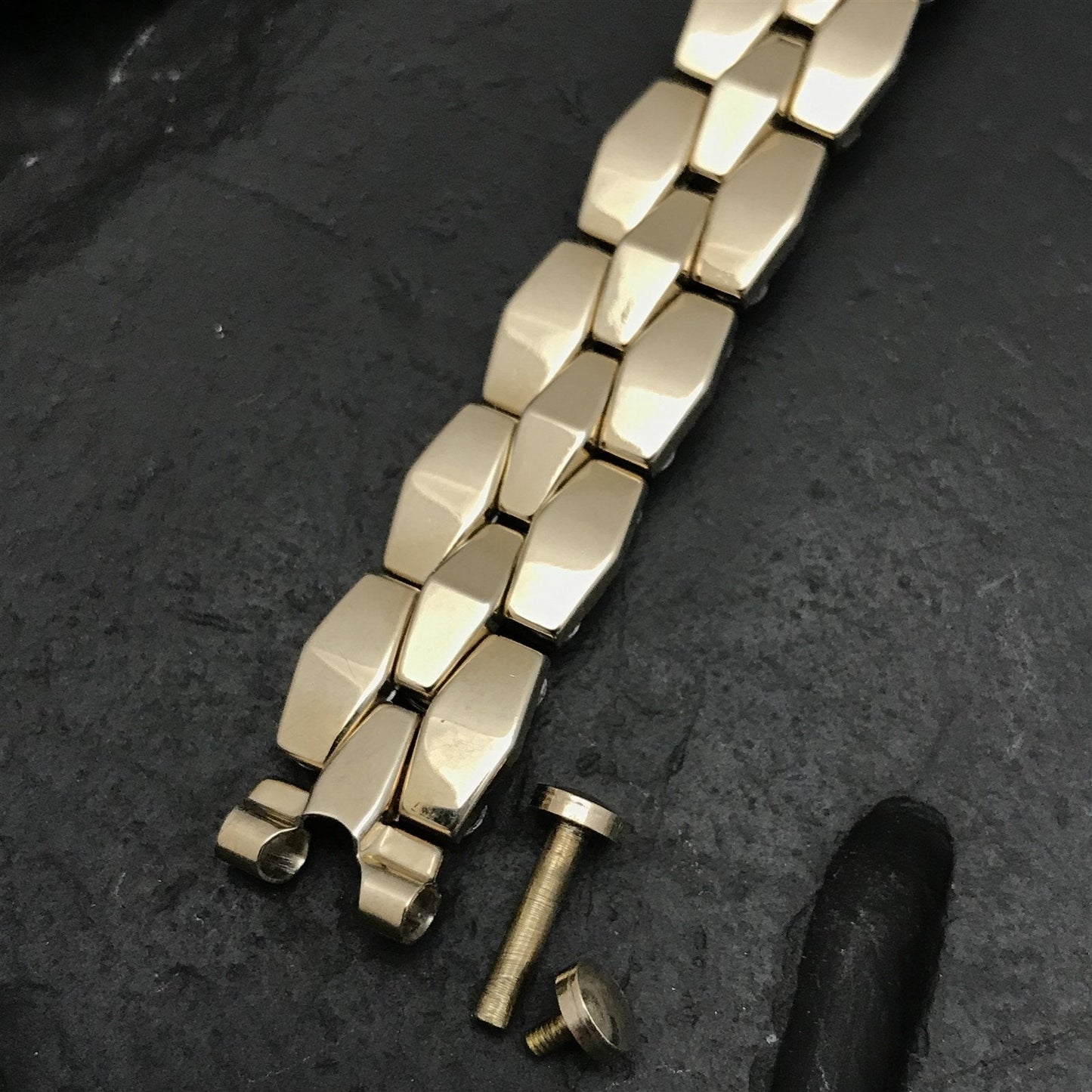 Vintage 12k 1950s Yellow Gold-Filled Ladies Vintage Watch Band Apex Quadra-Flex