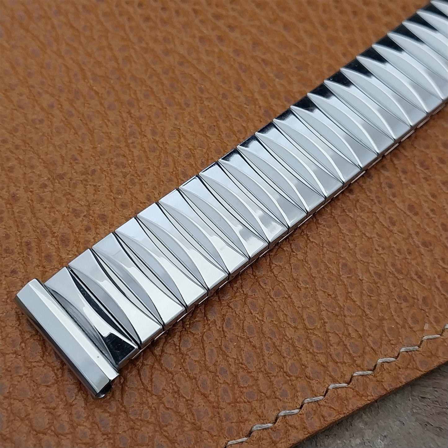 17.2mm 1960s Stainless Steel Expansion Flex-Let Unused nos Vintage Watch Band