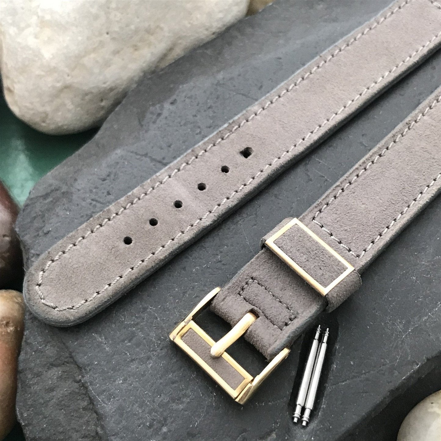 5/8" Long USA Calfskin Lined Gray Suede nos 1950s Unused Vintage Watch Band