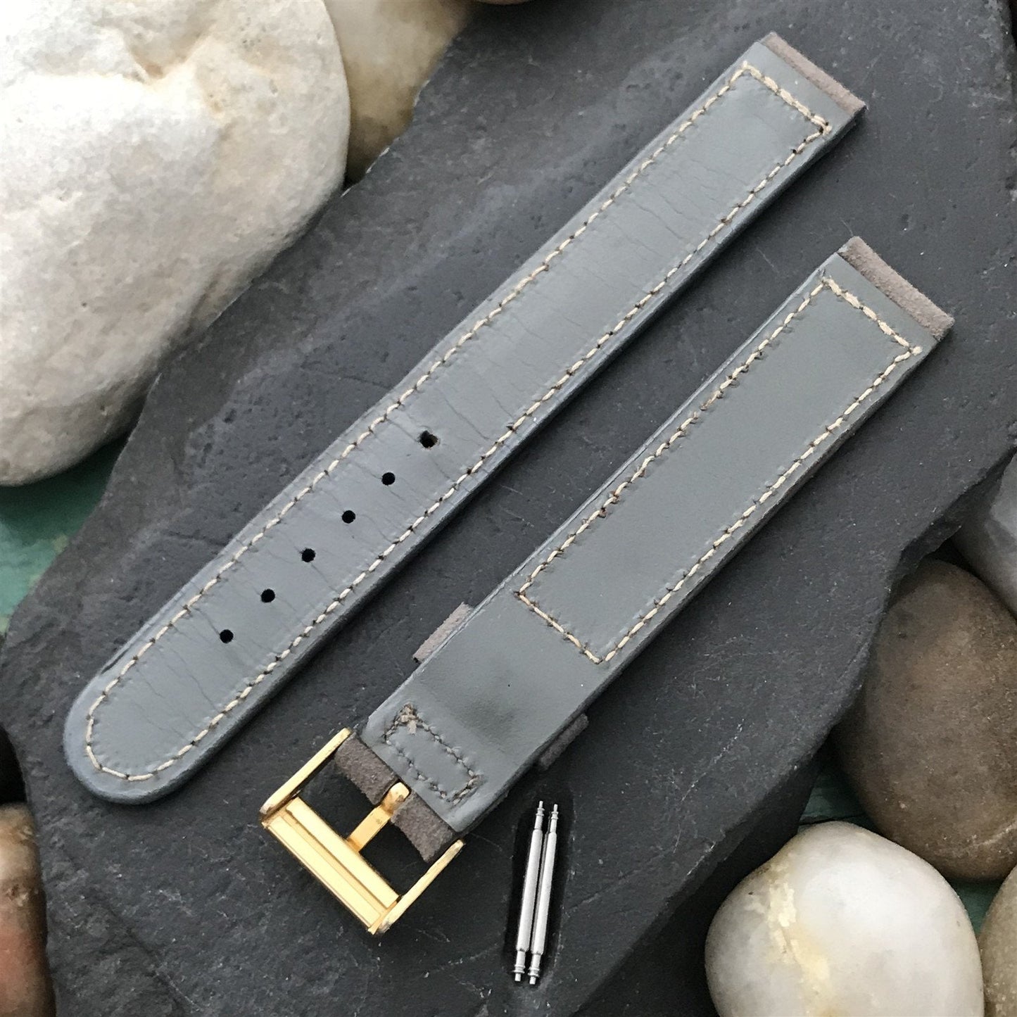 5/8" Long USA Calfskin Lined Gray Suede nos 1950s Unused Vintage Watch Band