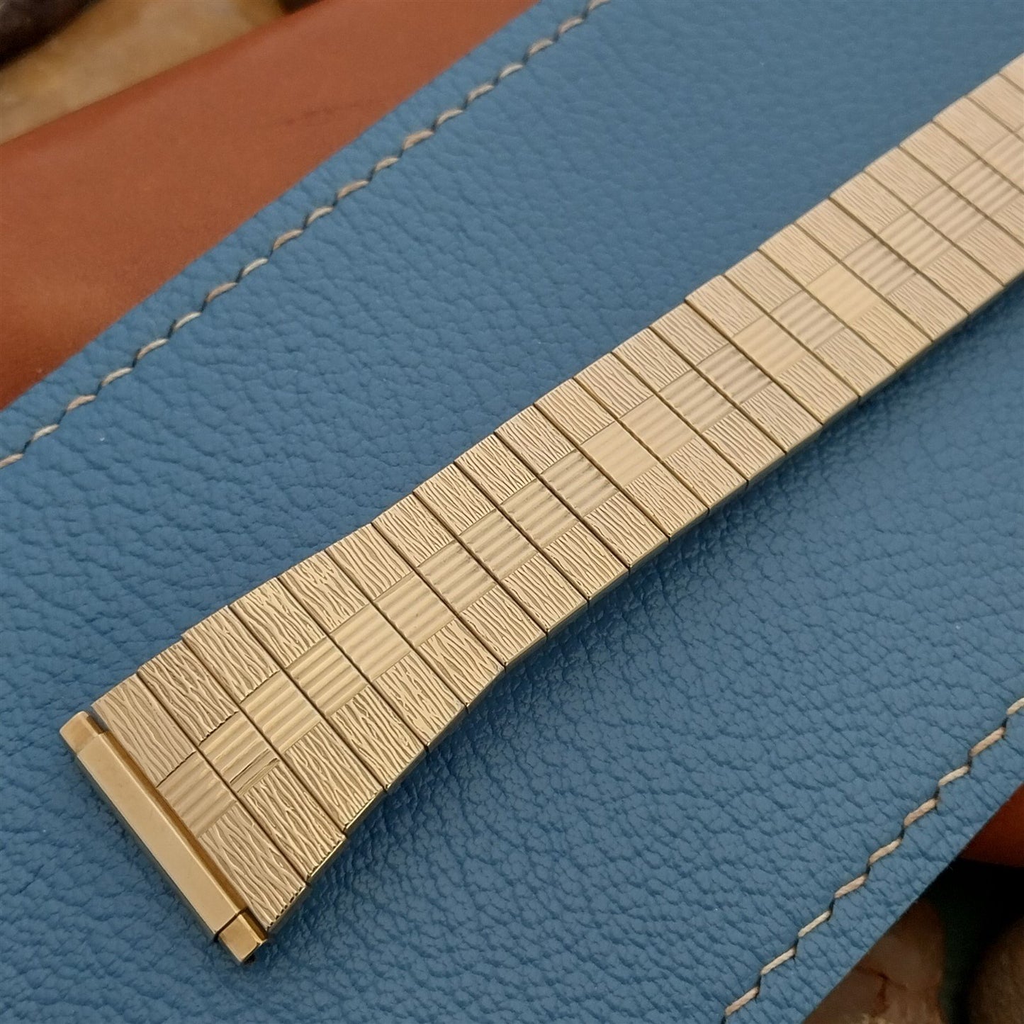 19mm 20mm 22mm 10k Gold rgp Bulova Expansion nos 1970s Vintage Watch Band