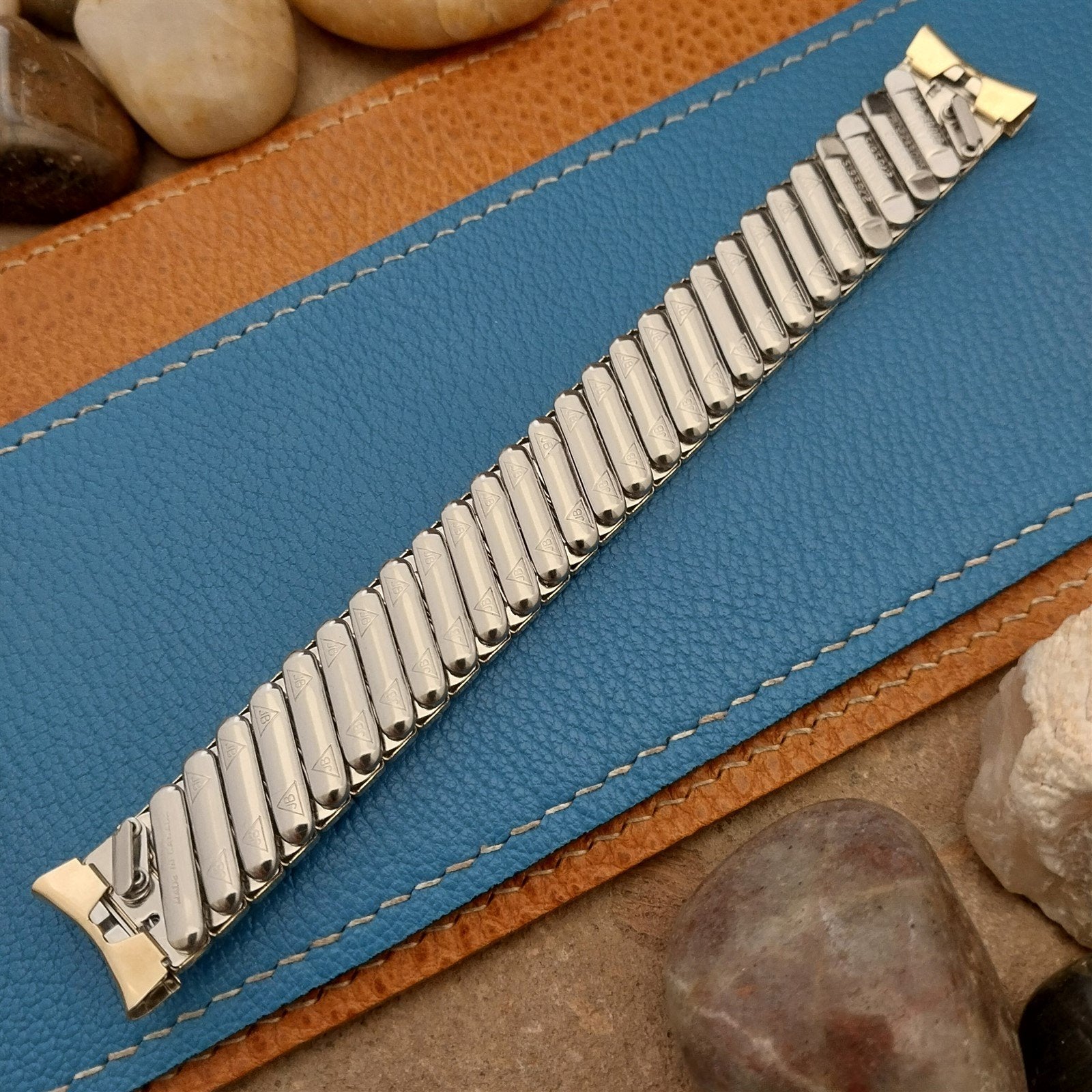 17.2mm JB Champion USA Gold-Filled Expansion Unused nos 1960s Vintage Watch Band