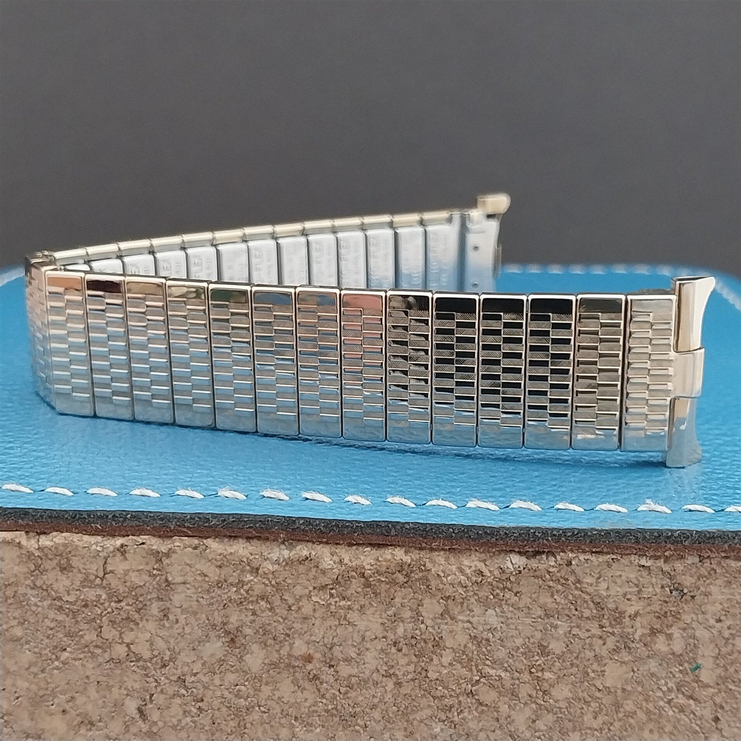 Vintage JB Champion 19mm 18mm 17mm Gold Fill Stretch Classic 1960s Watch Band