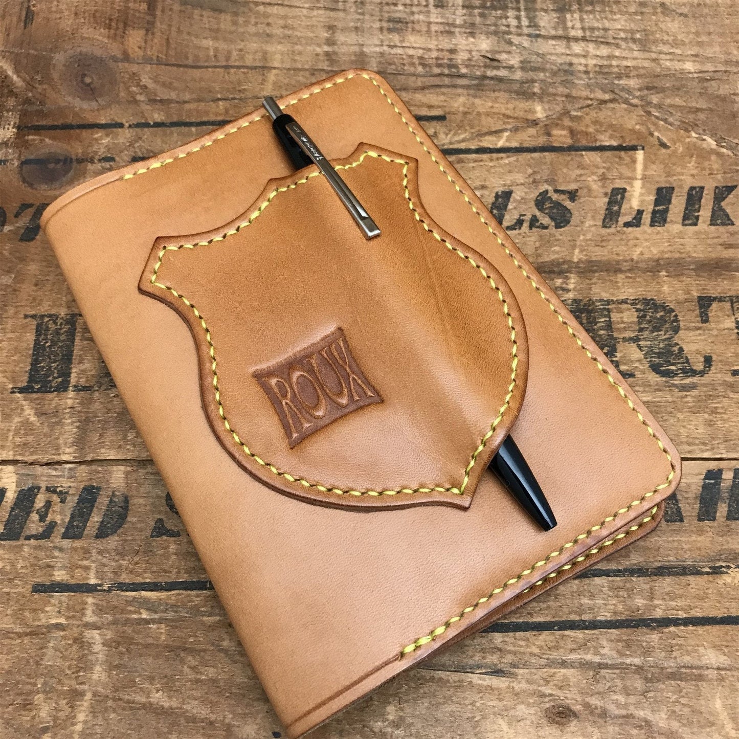 Handmade Saddle Leather Field Notes Notebook Passport Wallet