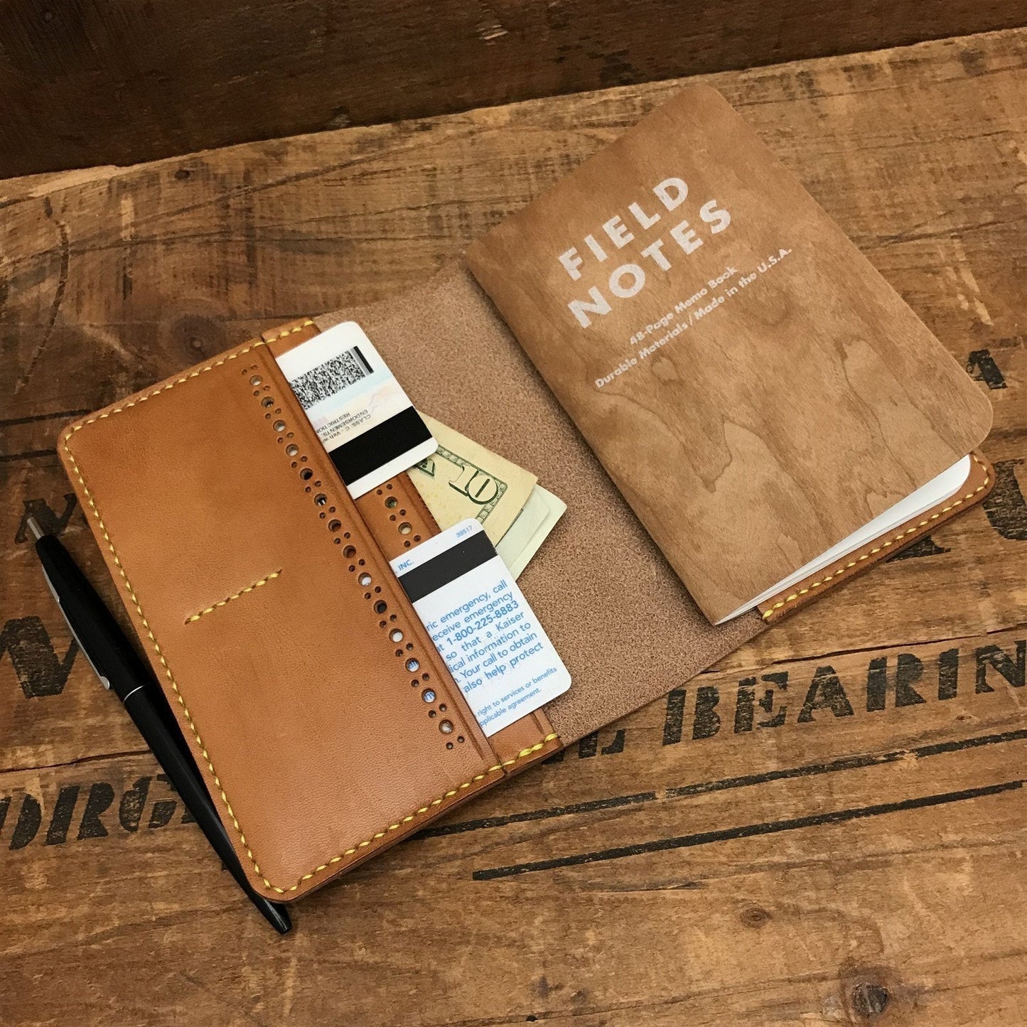 Handmade Saddle Leather Field Notes Notebook Passport Wallet