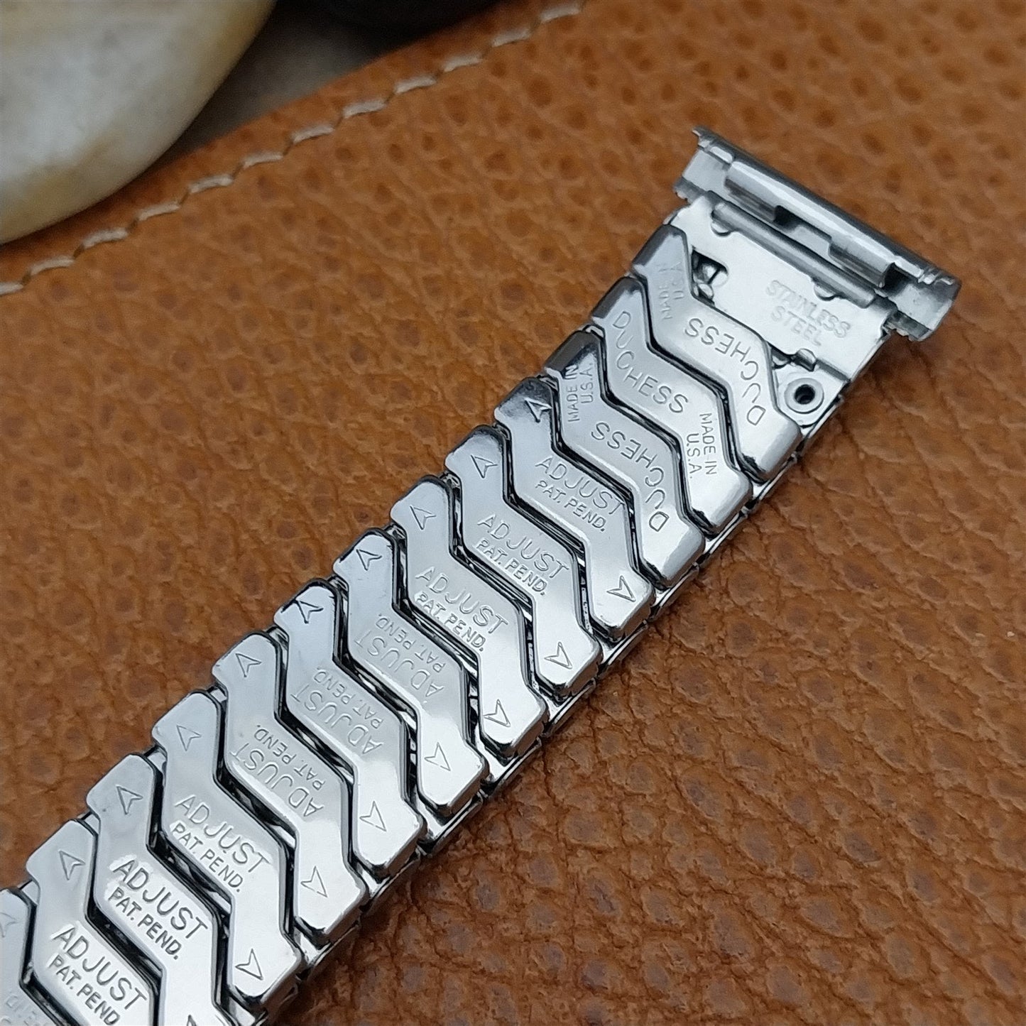 19mm 18mm Long Duchess Stainless Steel Expansion nos 1950s Vintage Watch Band