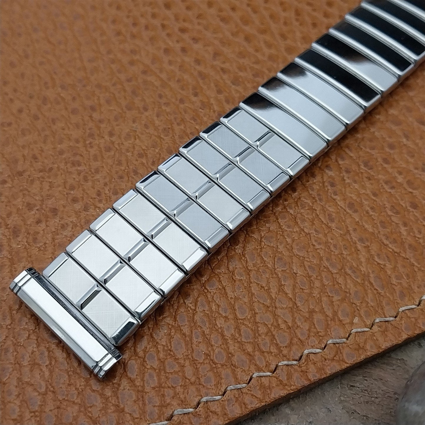 1950s Duchess USA Stainless Steel nos 19mm 18mm Expansion Vintage Watch Band