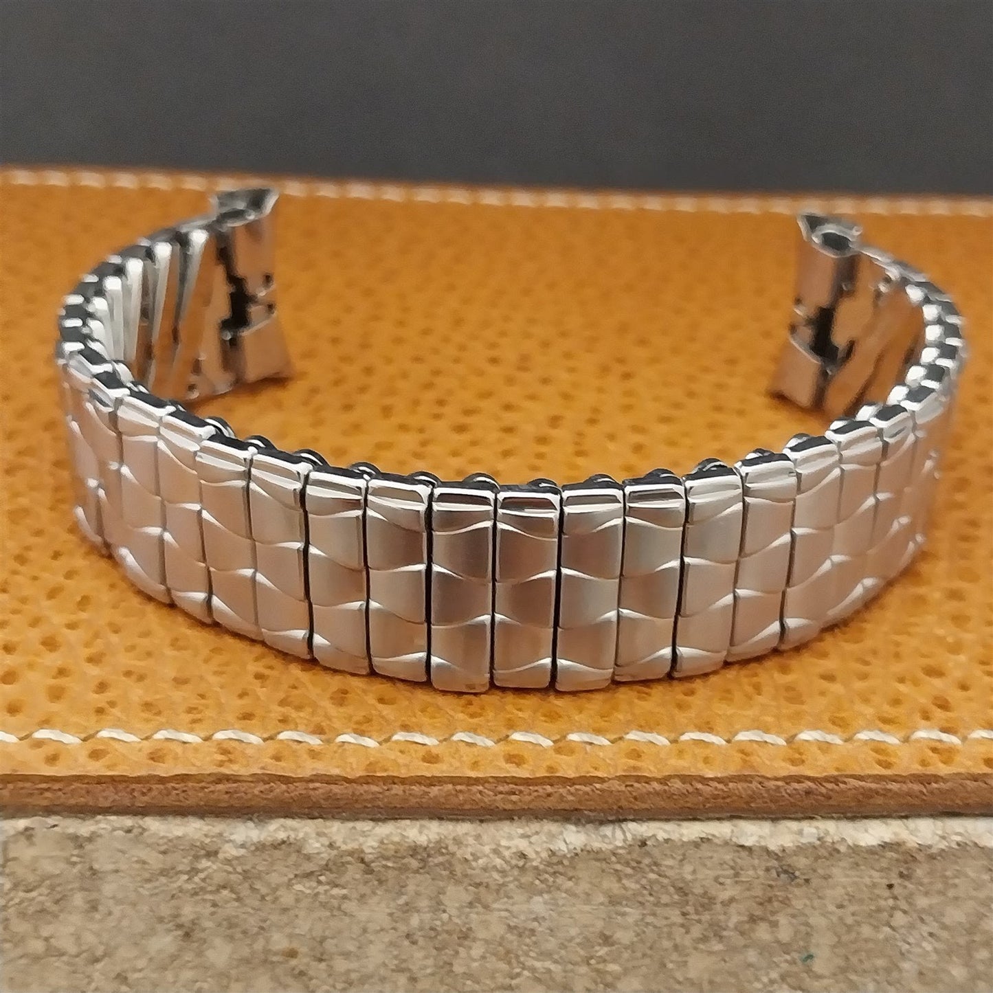 18mm Brushed Stainless Steel Expansion Baldwin Unused 1960s Vintage Watch Band