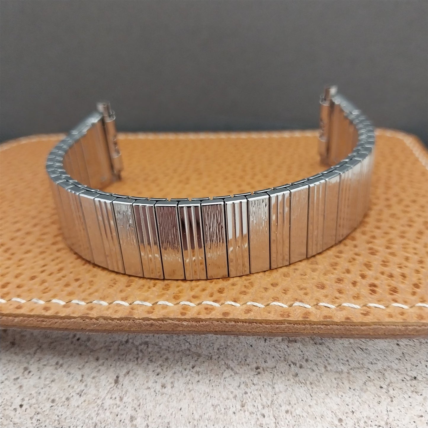 1970s USA Made Stainless Steel nos Flared Vintage Watch Band Speidel