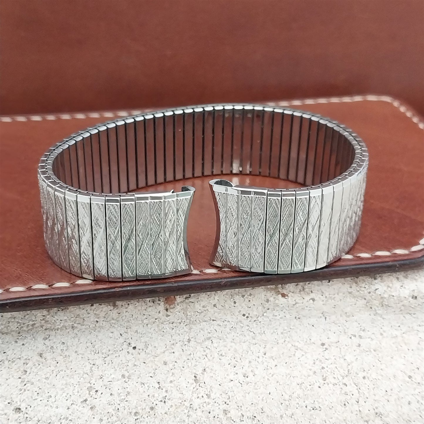 Long 17.2mm Stainless Steel Speidel Thinline nos 1970s Vintage Watch Band