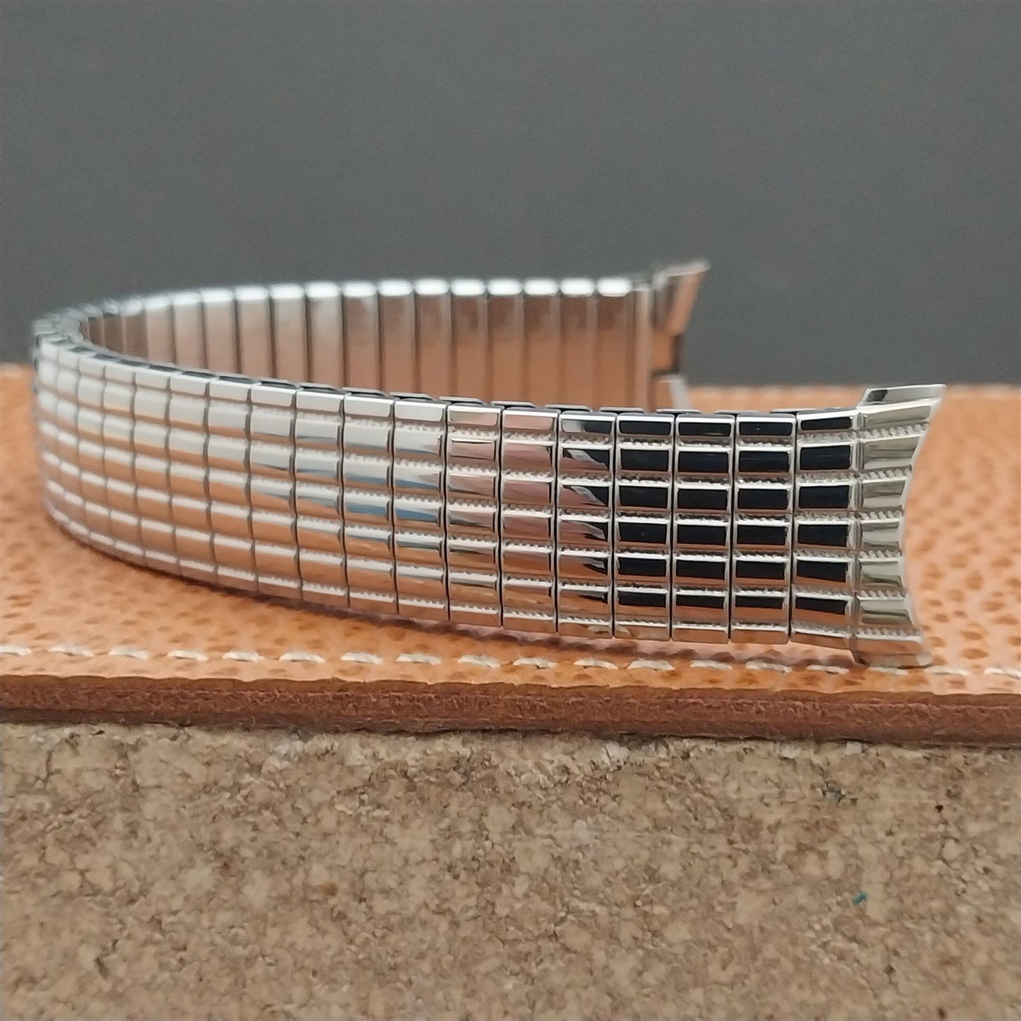 Long 1960s Vintage 19mm 18mm 17mm Speidel Tribune Unused NOS Classic Watch Band