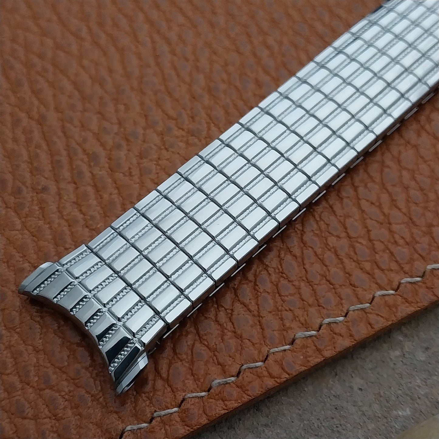 Long 1960s Vintage 19mm 18mm 17mm Speidel Tribune Unused NOS Classic Watch Band