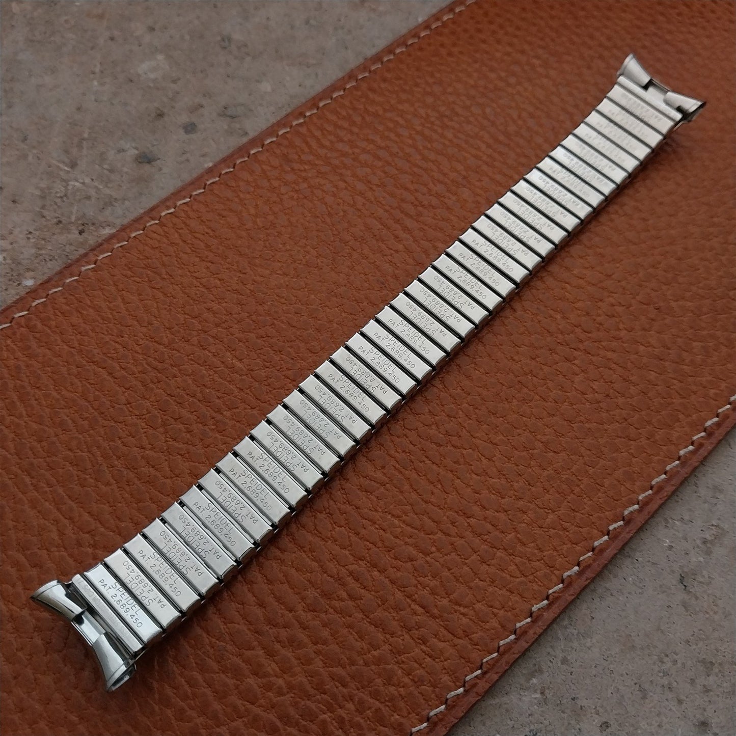 Speidel Tribune Twistoflex 18mm 19mm nos 1971 Vintage Watch Band