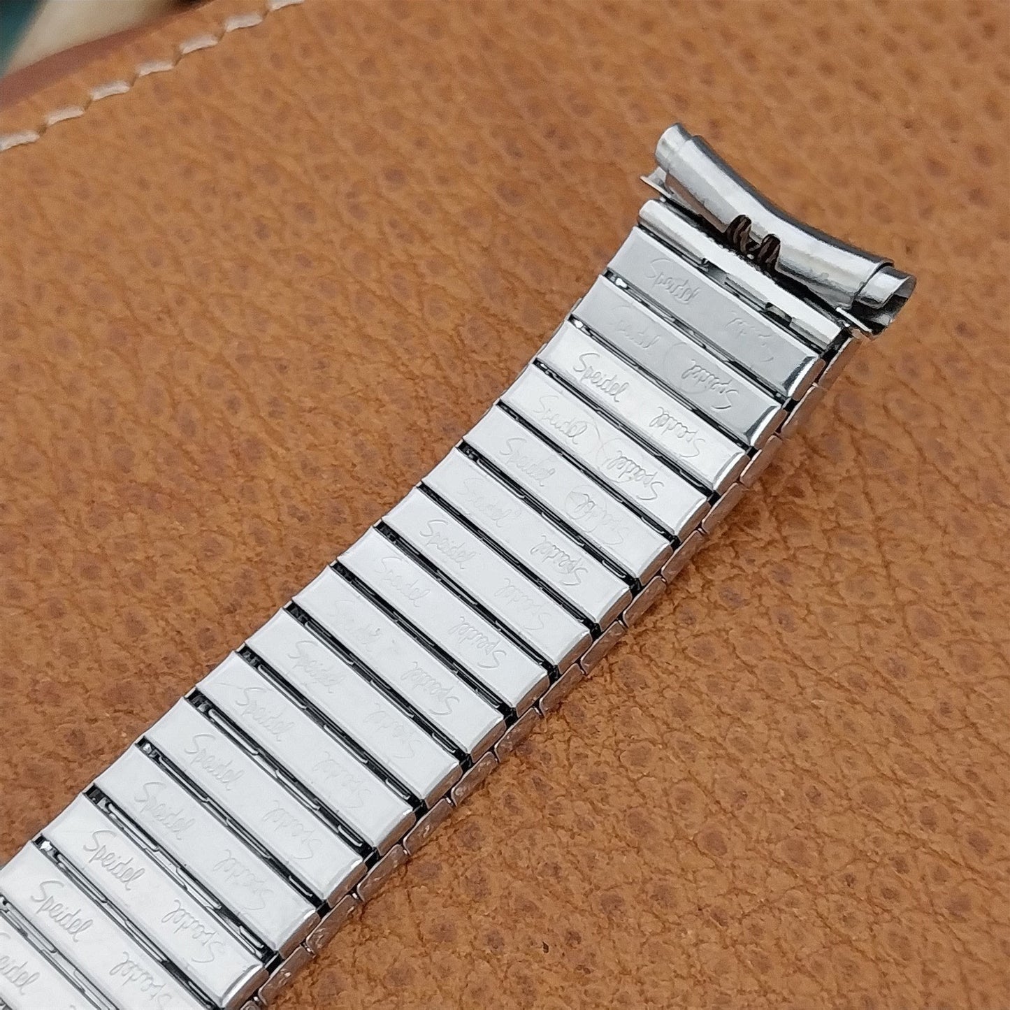 17mm 18mm 19mm Long 1970s Speidel Wide Stainless Steel nos Vintage Watch Band