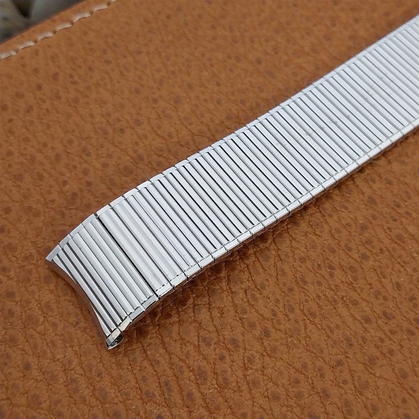 17.2mm 10k White Gold-Filled Long Thinline Speidel 1970s Vintage Watch Band