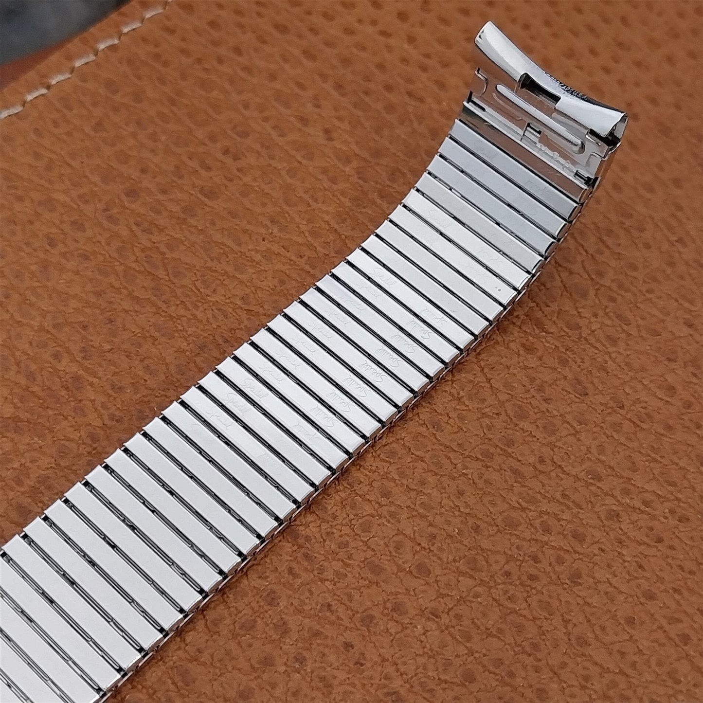 17.2mm 10k White Gold-Filled Long Thinline Speidel 1970s Vintage Watch Band