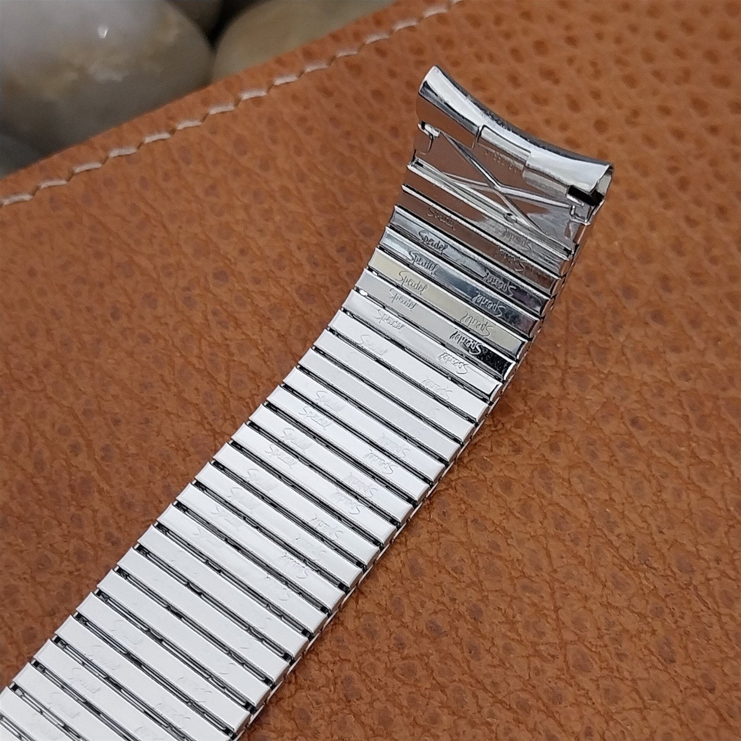 17.2mm 10k White Gold-Filled Long Thinline Speidel 1970s Vintage Watch Band