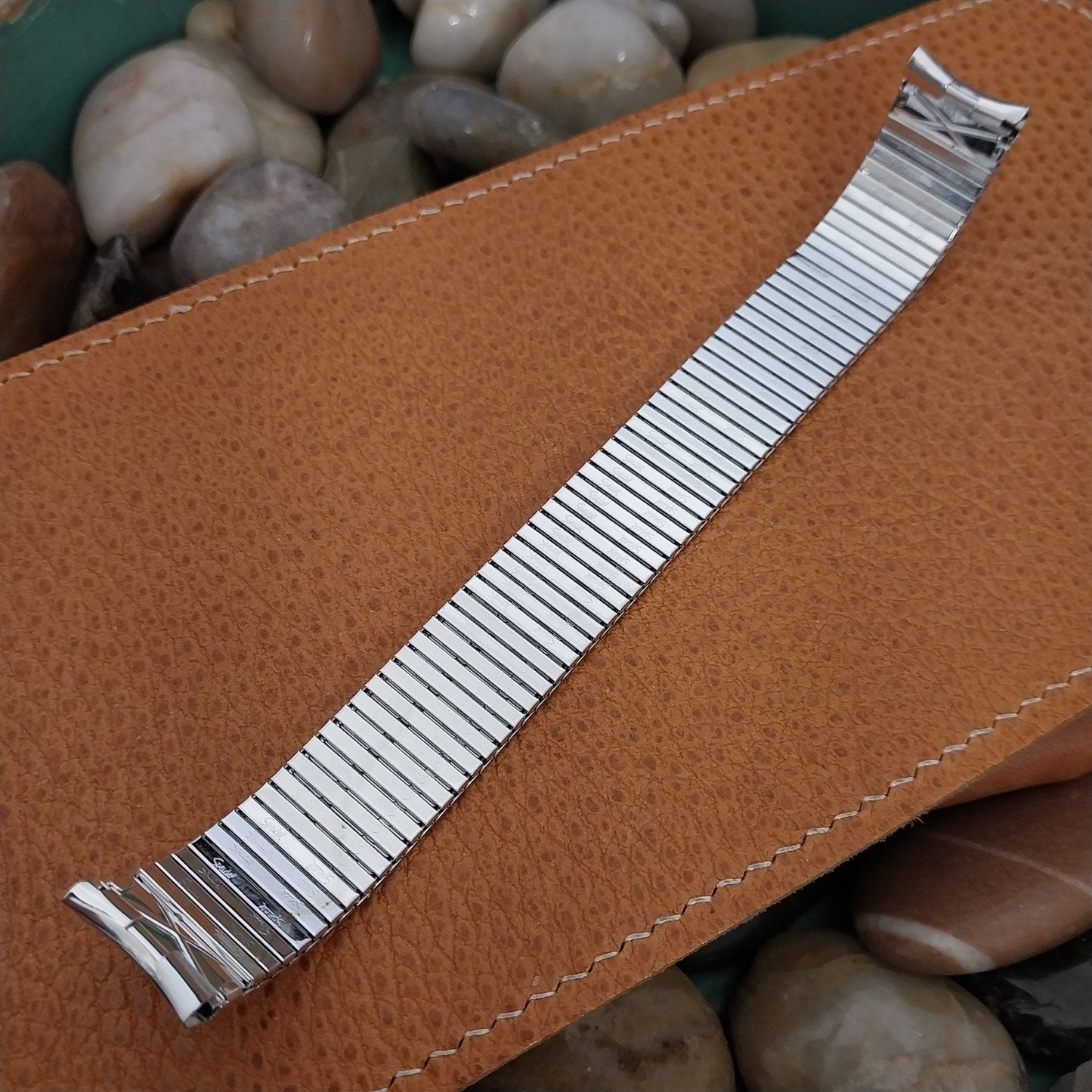 17.2mm 10k White Gold-Filled Long Thinline Speidel 1970s Vintage Watch Band