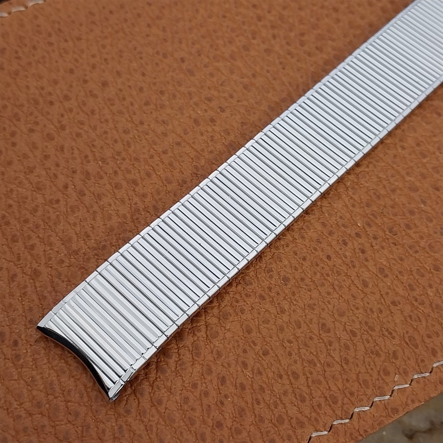 17.2mm 10k White Gold-Filled Long Thinline Speidel 1970s Vintage Watch Band