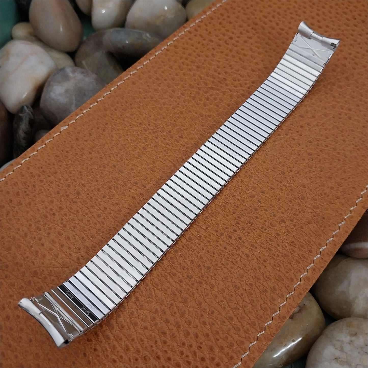 17.2mm 10k White Gold-Filled Long Thinline Speidel 1970s Vintage Watch Band