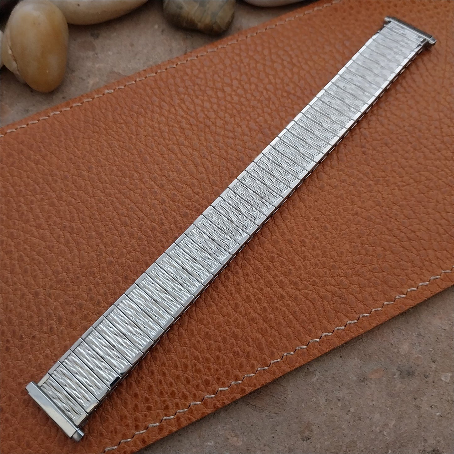 19mm 18mm 1970s Speidel Valencia Stainless Steel nos Long Vintage Watch Band