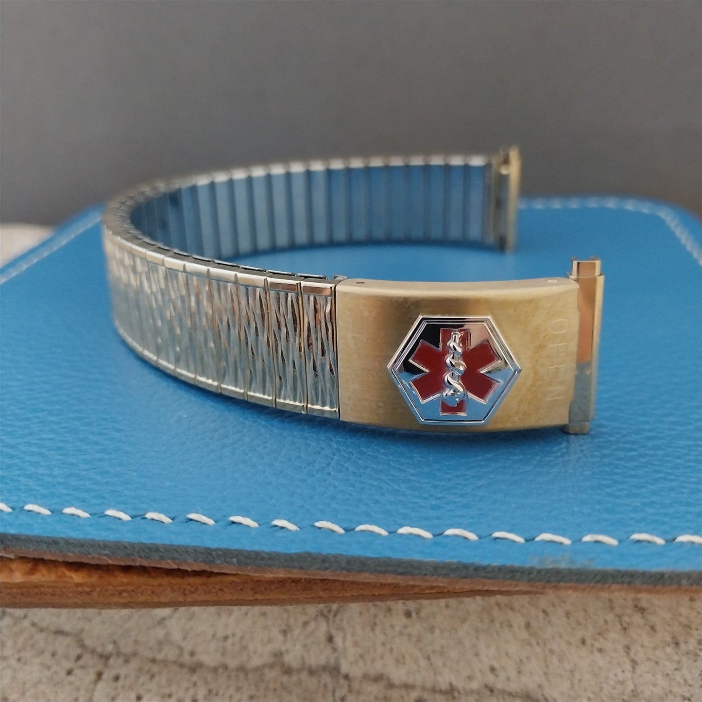 Speidel USA Medilog Gold-Filled Long nos 16mm-19mm Unused Vintage Watch Band