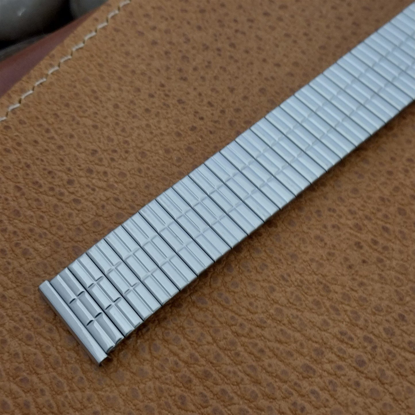 Speidel USA 18mm Stainless Steel Twistoflex nos Unused 1970s Vintage Watch Band